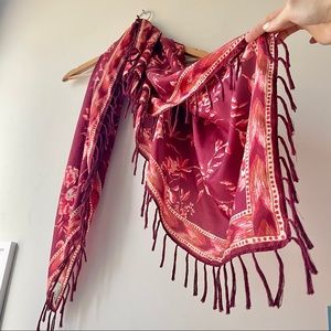 LUCKY BRAND pattered 100% silk scarf